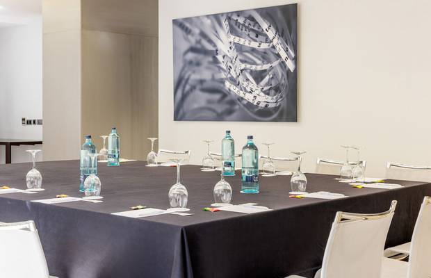 Salón Formación A Hotel ILUNION Aqua 4 Valencia