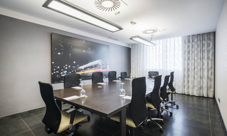 Salón Consejo Hotel ILUNION Aqua 4 Valencia Salón Consejo Hotel ILUNION Aqua 4 Valencia