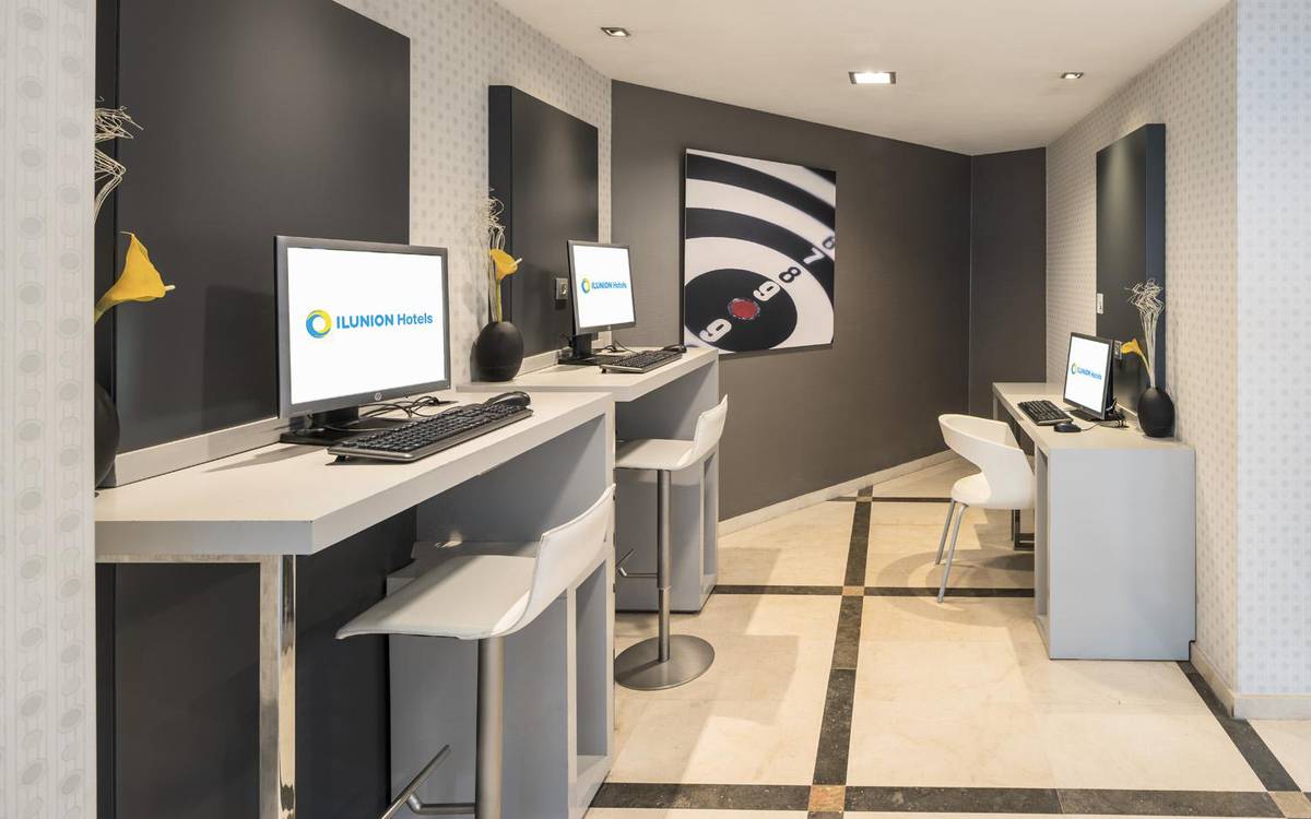 Internet point hotel ilunion aqua 4 valencia Internet point hotel ilunion aqua 4 valencia