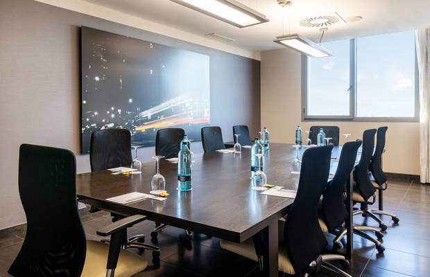Salón Consejo Hotel ILUNION Aqua 4 Valencia