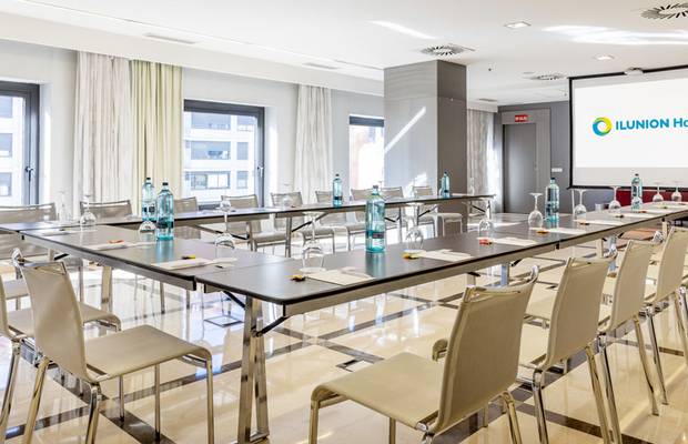 Salón Formación A Hotel ILUNION Aqua 4 Valencia