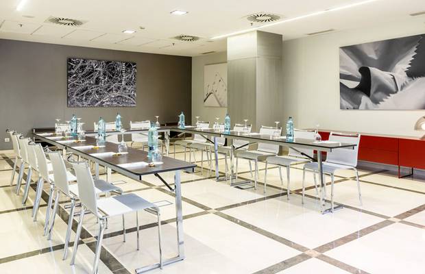 Salón Formación B Hotel ILUNION Aqua 4 Valencia