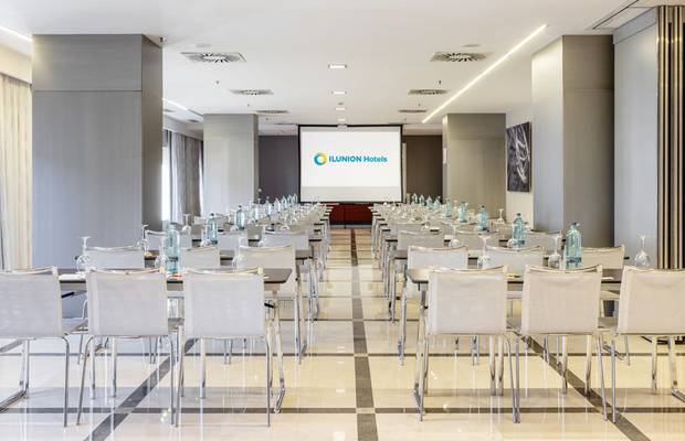 Salón Formación A+B Hotel ILUNION Aqua 4 Valencia